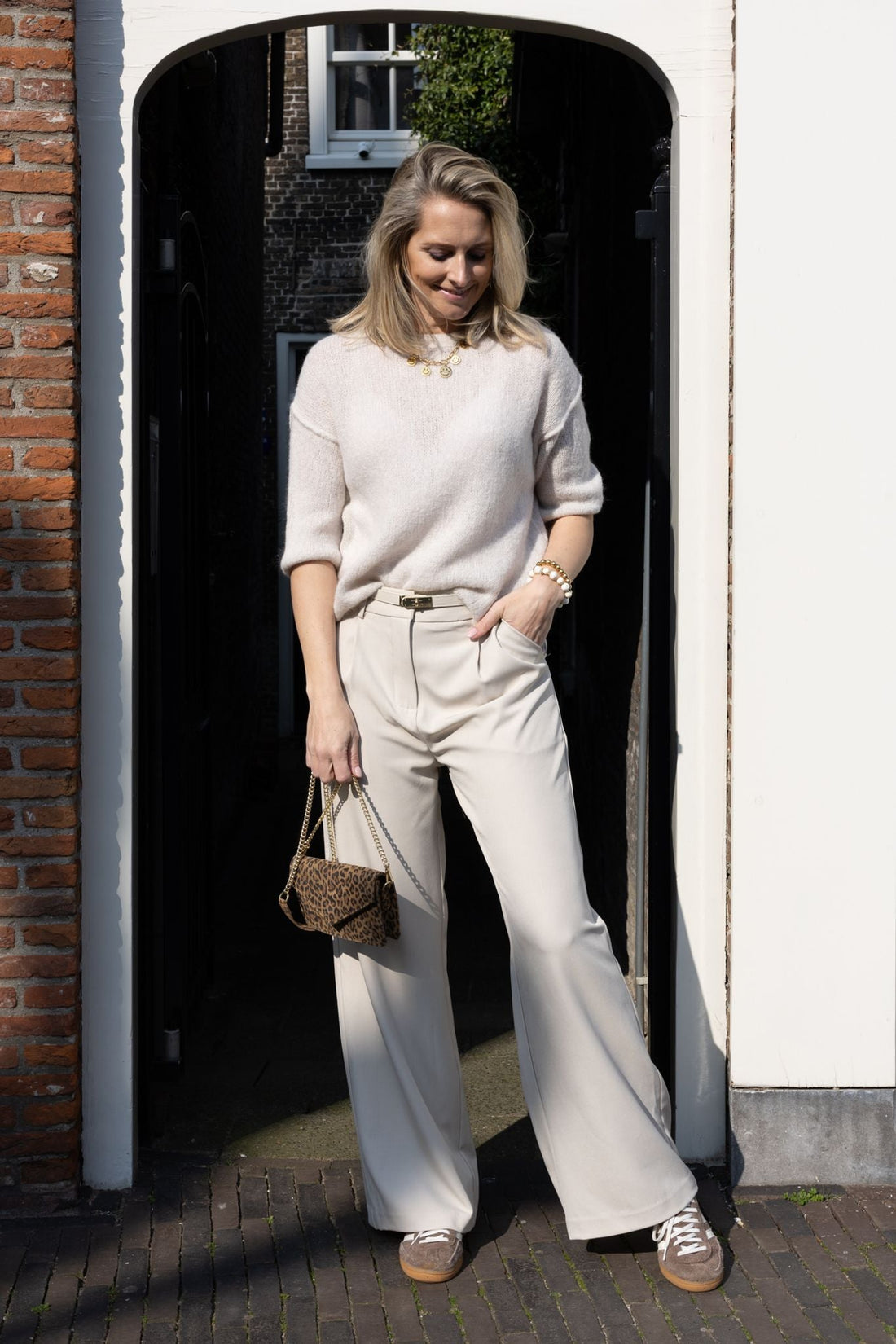 Comfortabele, maar stijlvolle outfits voor thuiswerken | Never Not Shopping
