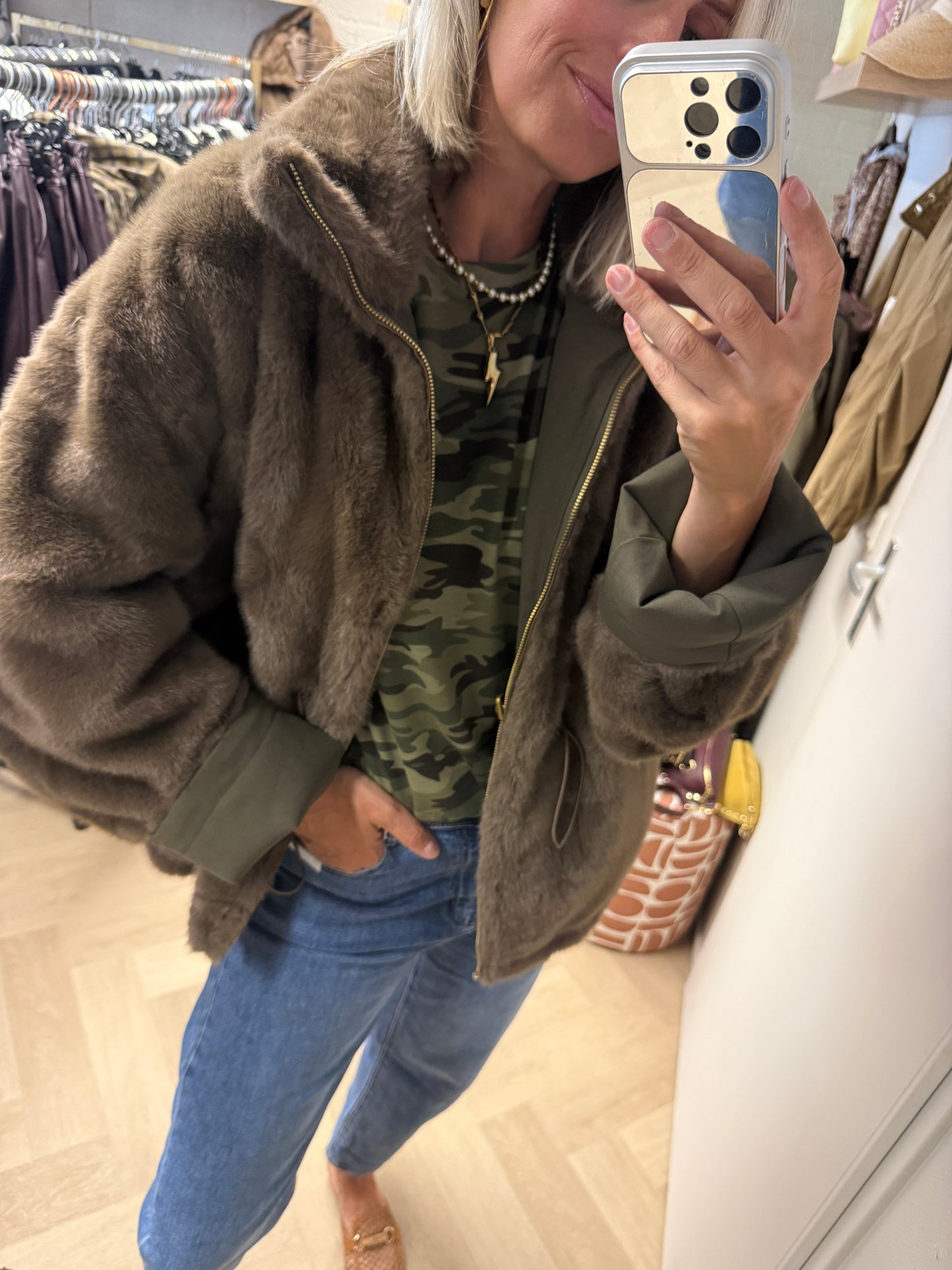 Jack Khourtney Khaki