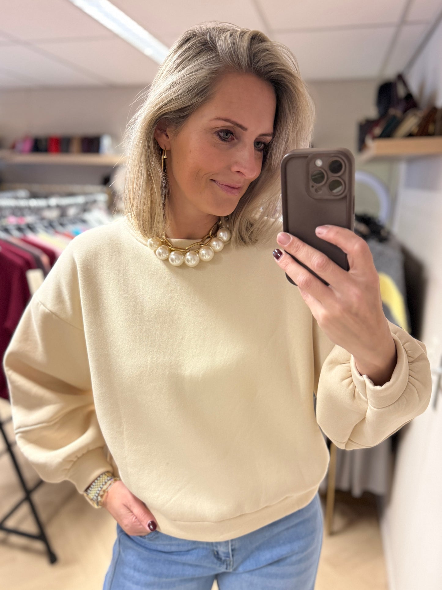 Sweater Love Peace Repeat Beige