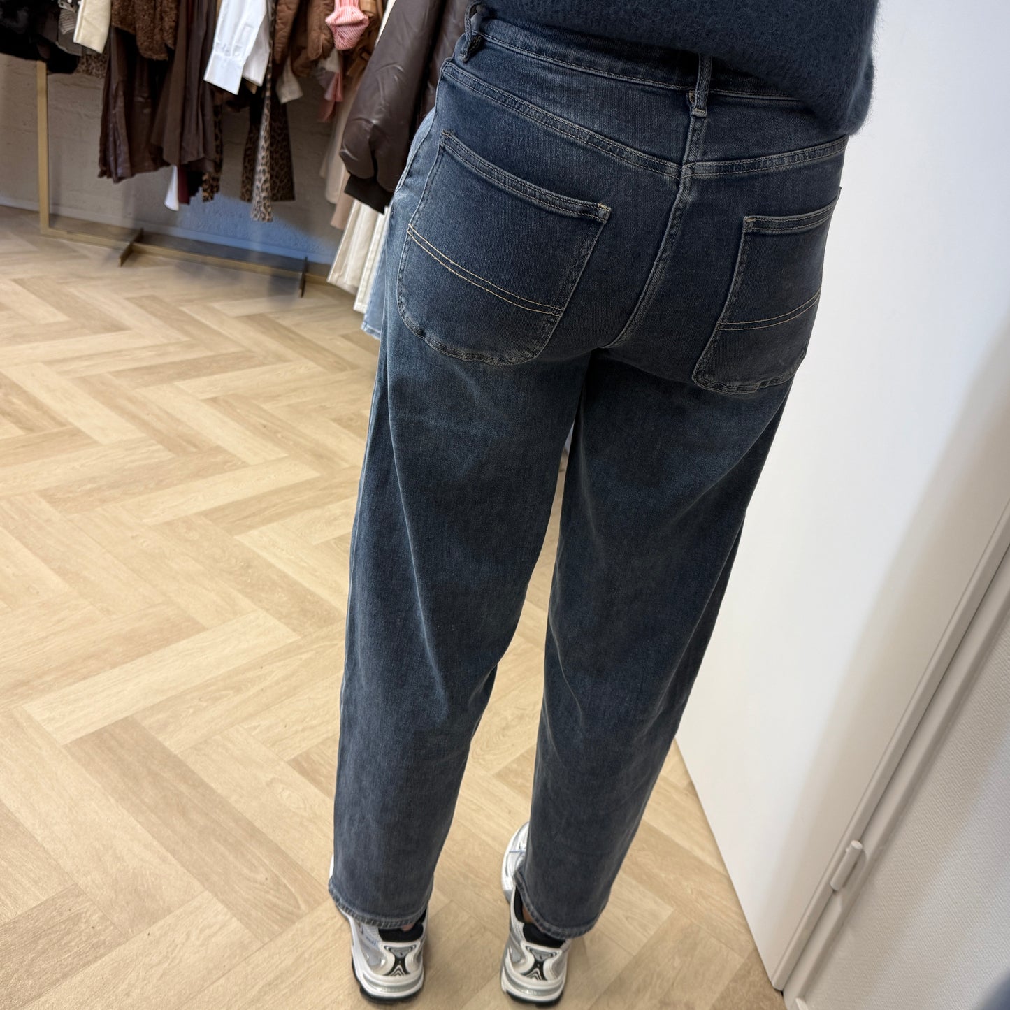 Jeans Barrel Fit Blue Grey