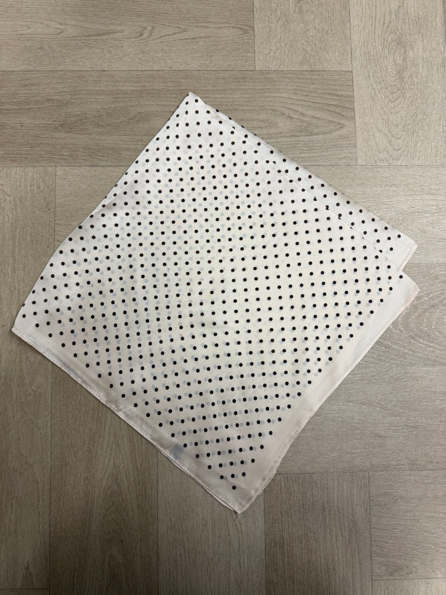 Sjaal Silka Polkadots Bruin