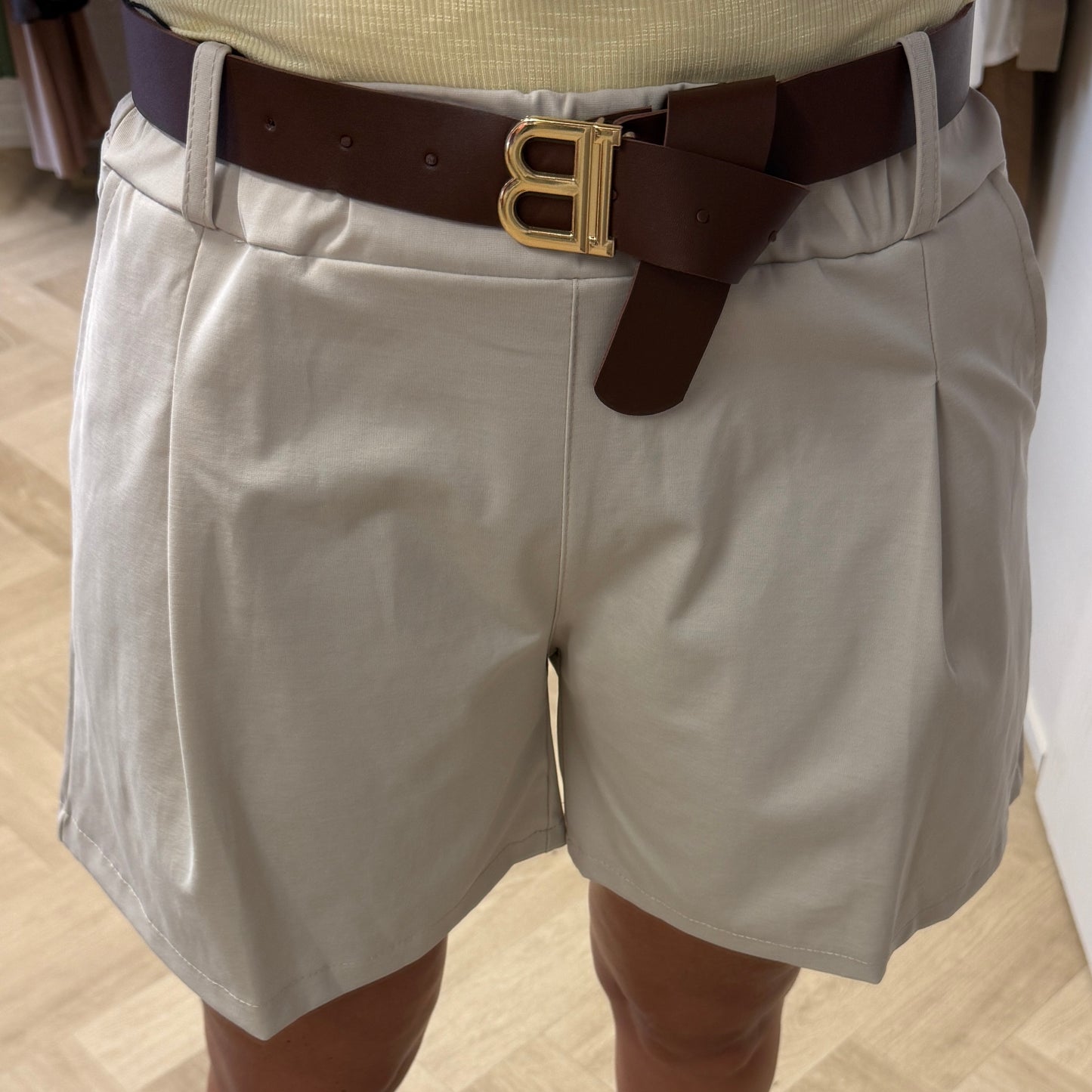 Short Bella Riem Beige
