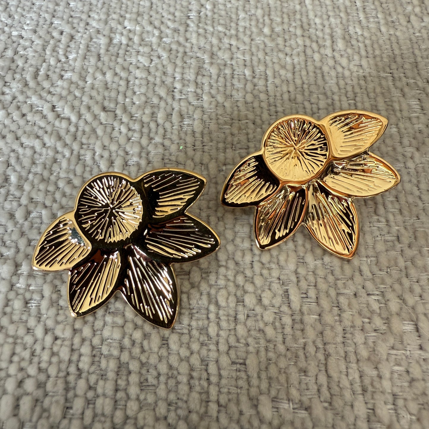 Oorbellen Lilly Goud