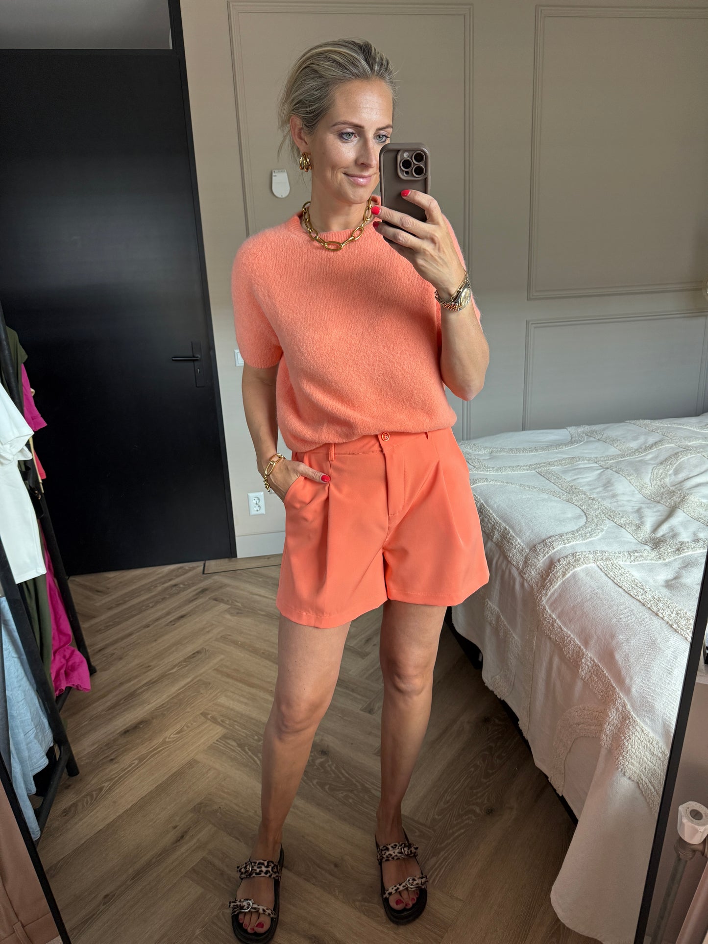 Short Amber Peach
