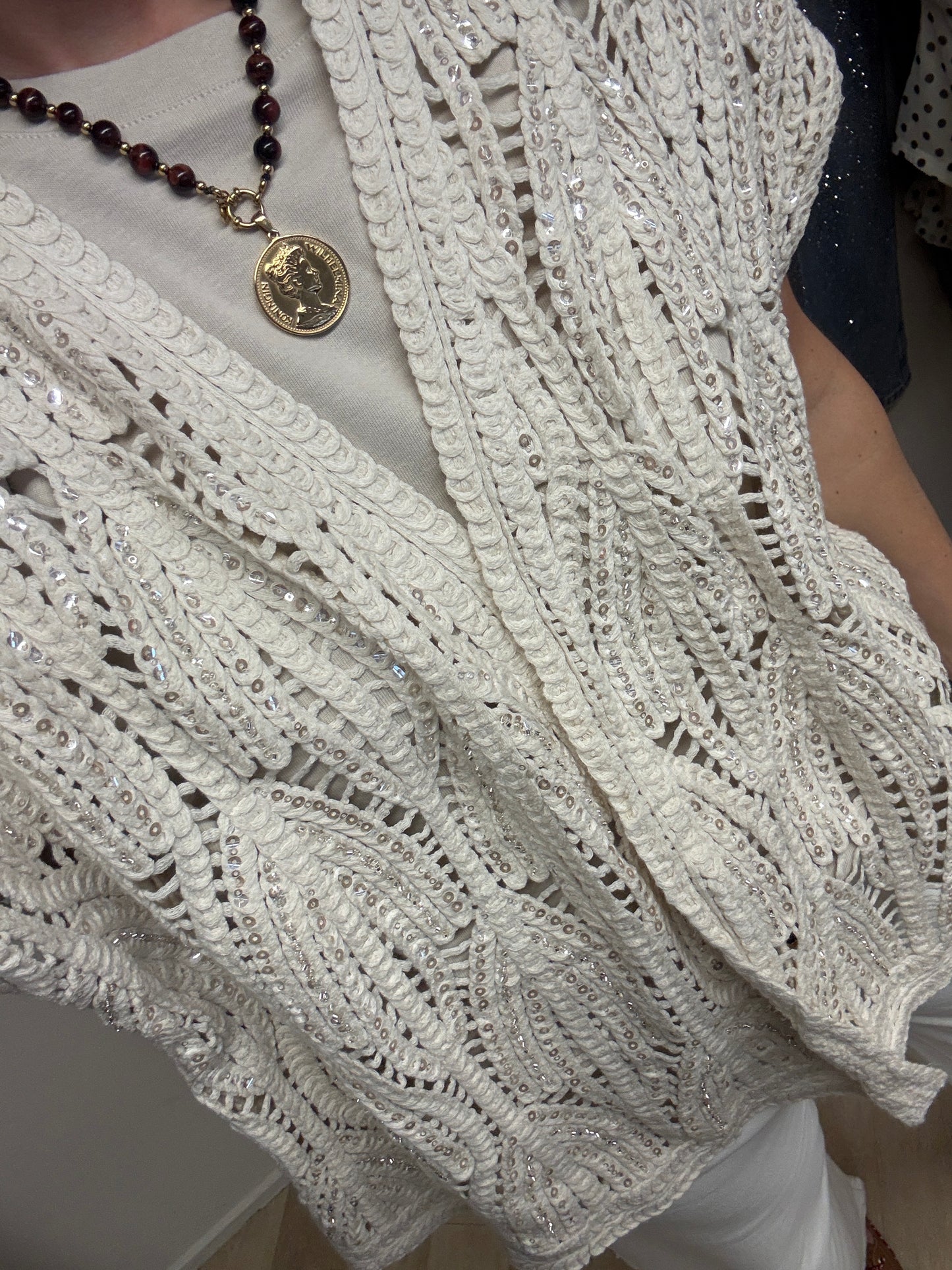 Vest Elize Crochet Beige