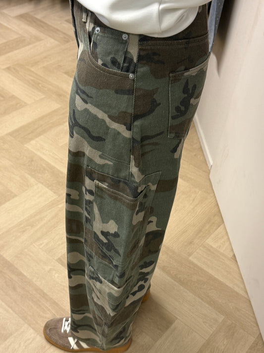 Jeans Mochi Armyprint Groen