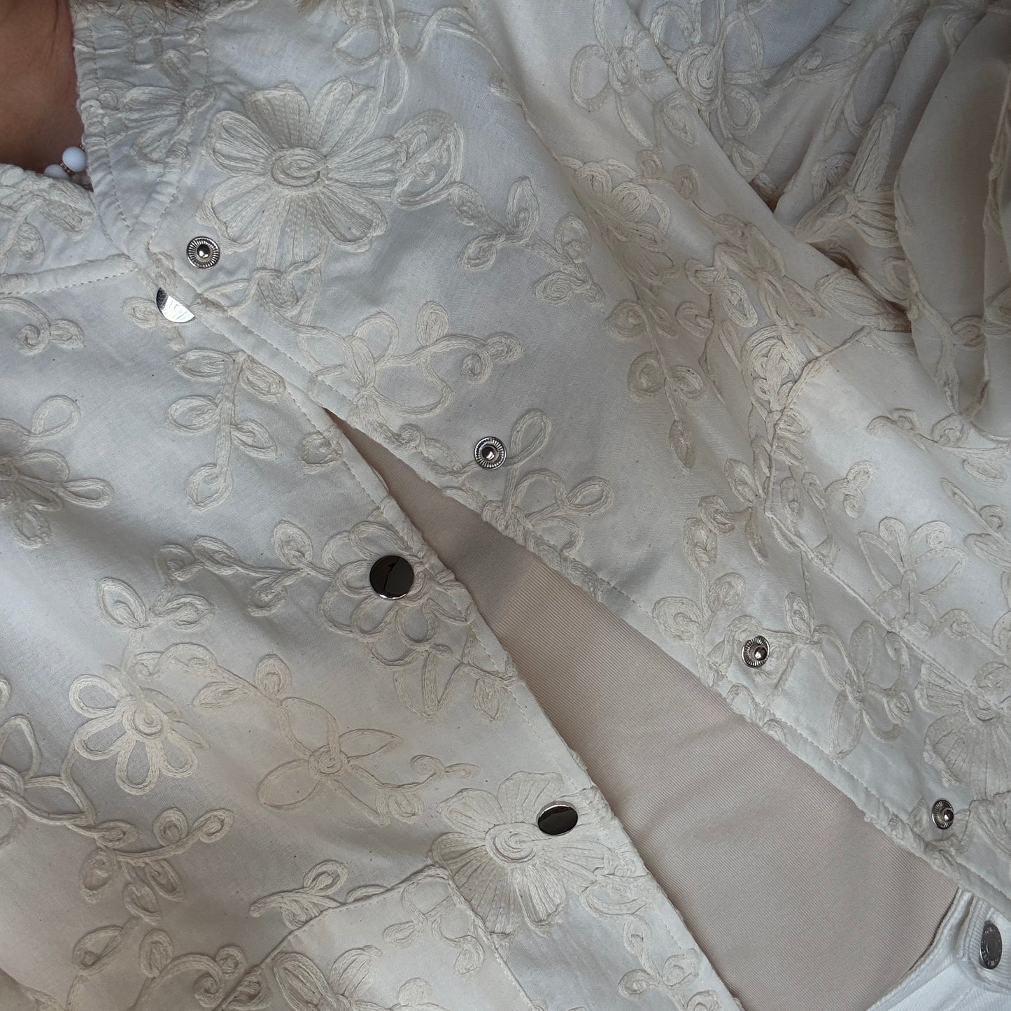 Bomber Alexia Embroided Crème