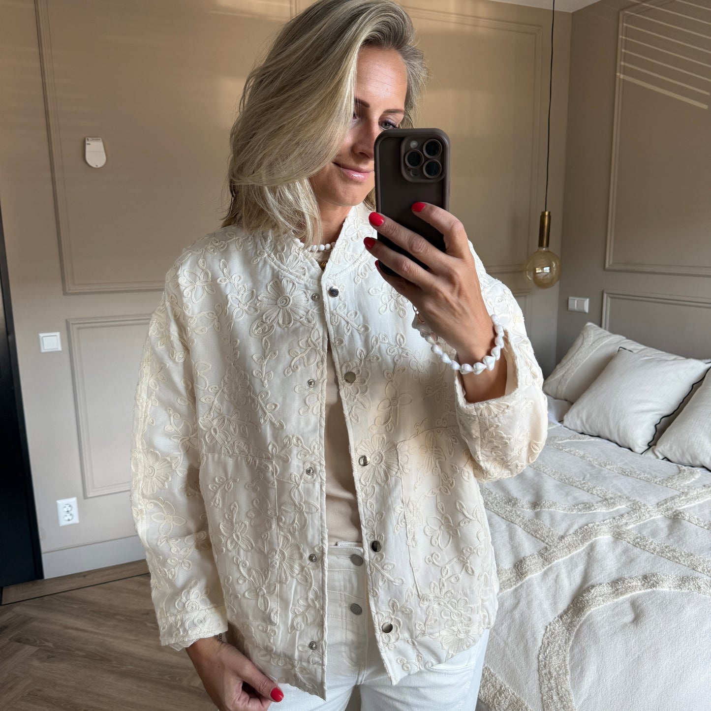 Bomber Alexia Embroided Crème