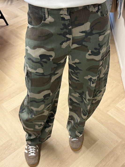 Jeans Mochi Armyprint Groen