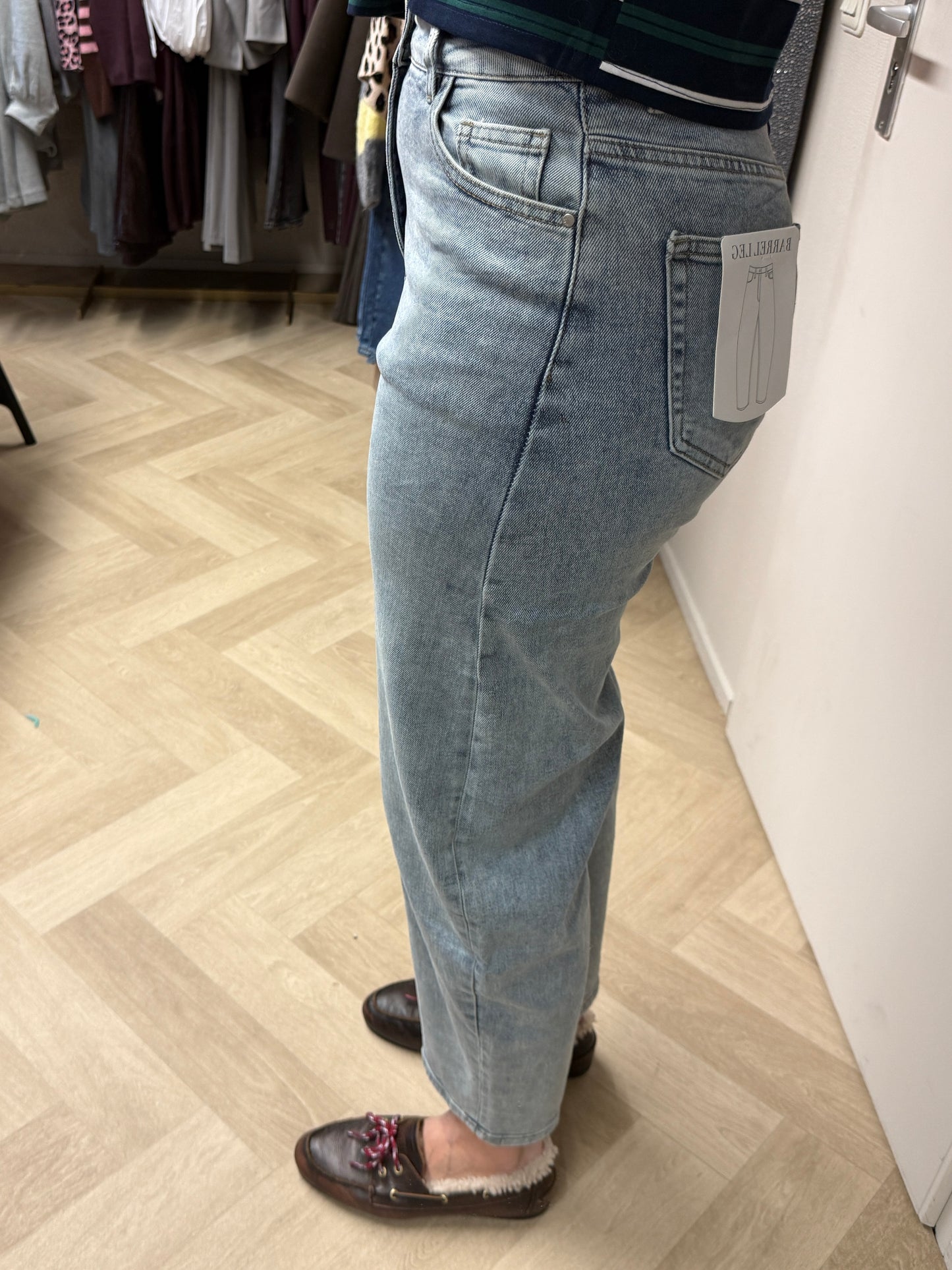 Jeans Khloe Barrel Fit Light Denim