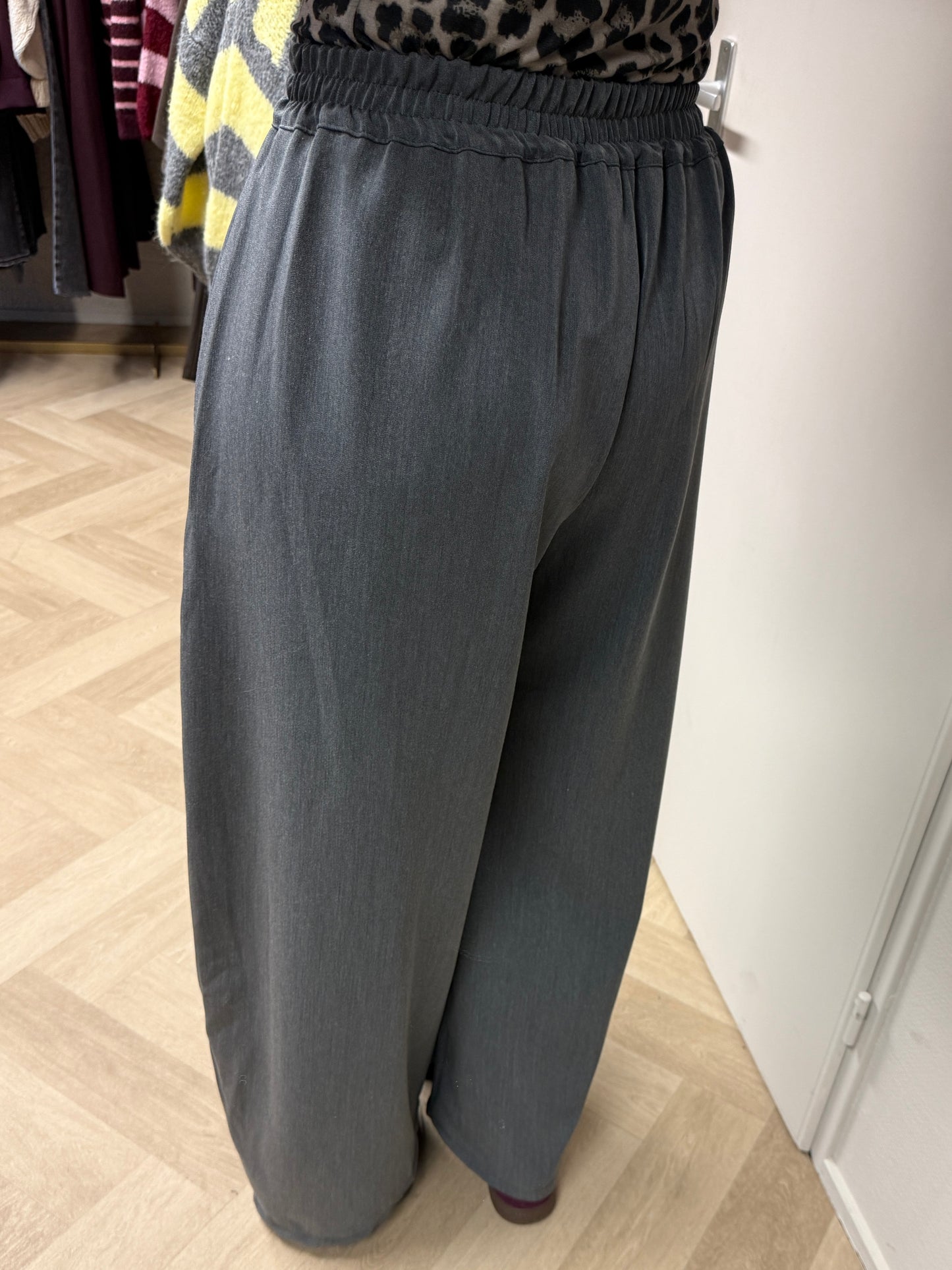 Pantalon Joy Plooi Elastiek Grijs