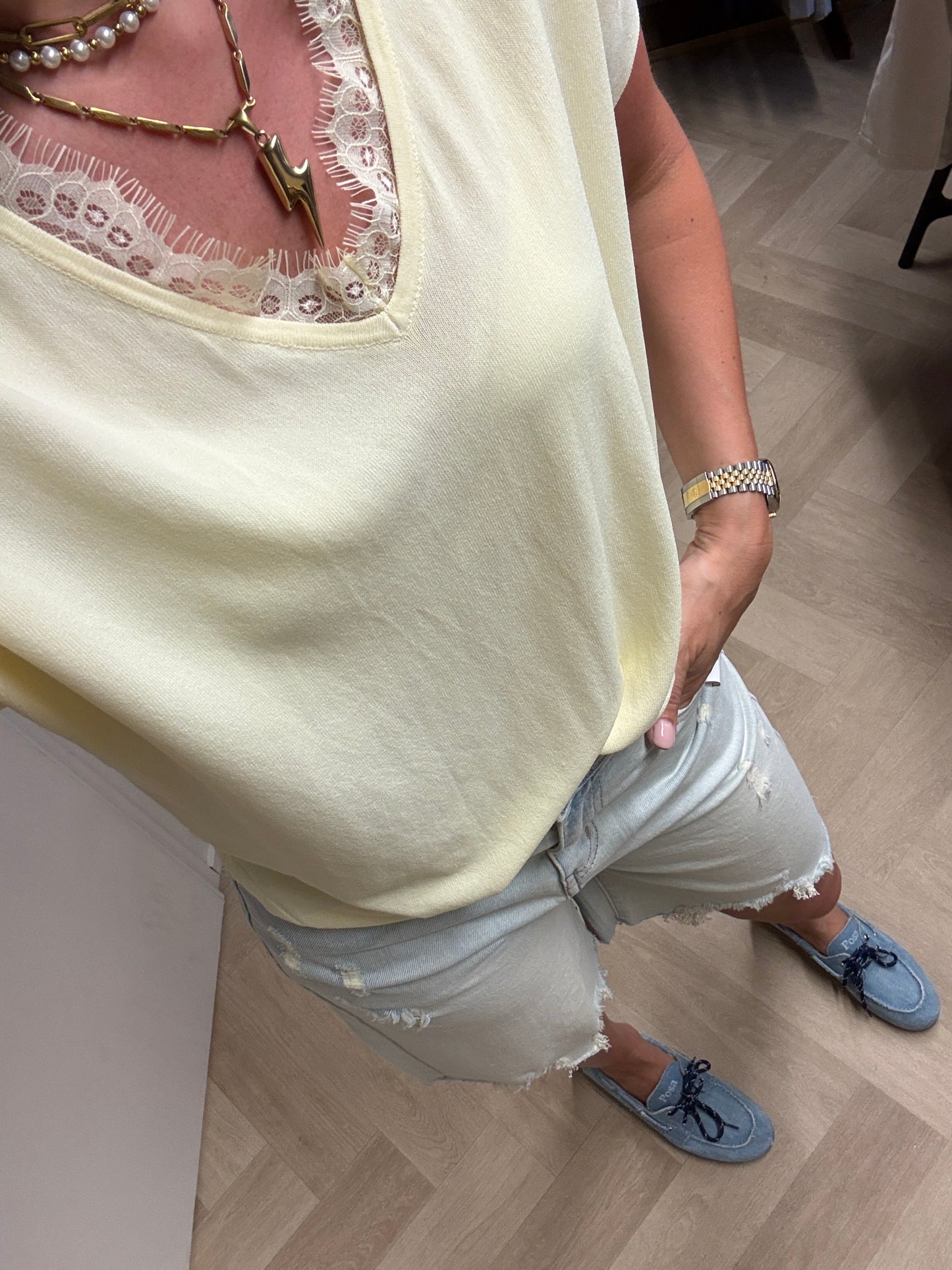Shirt Barbara Kant Zachtgeel