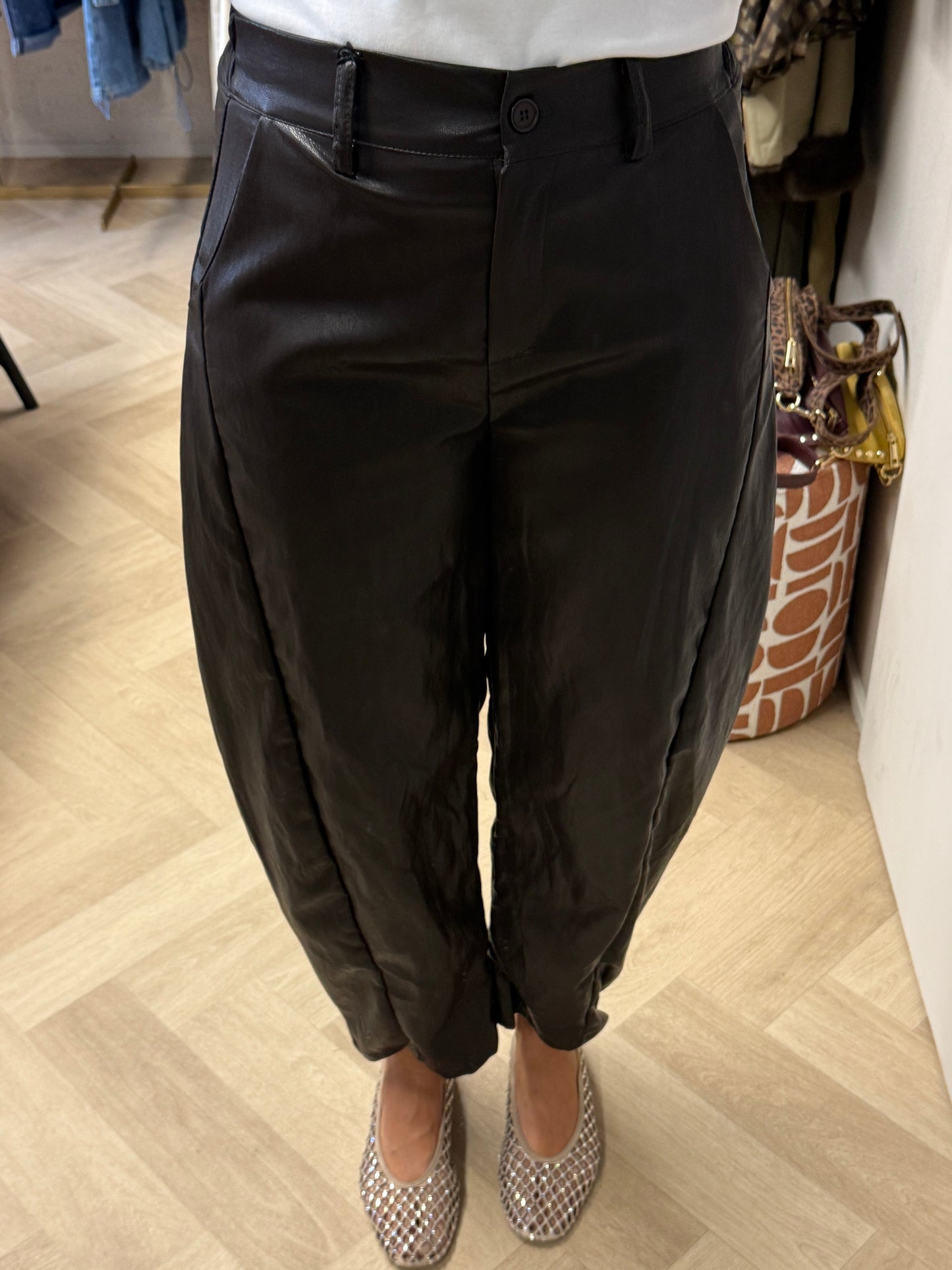 Broek Haily PU Bruin