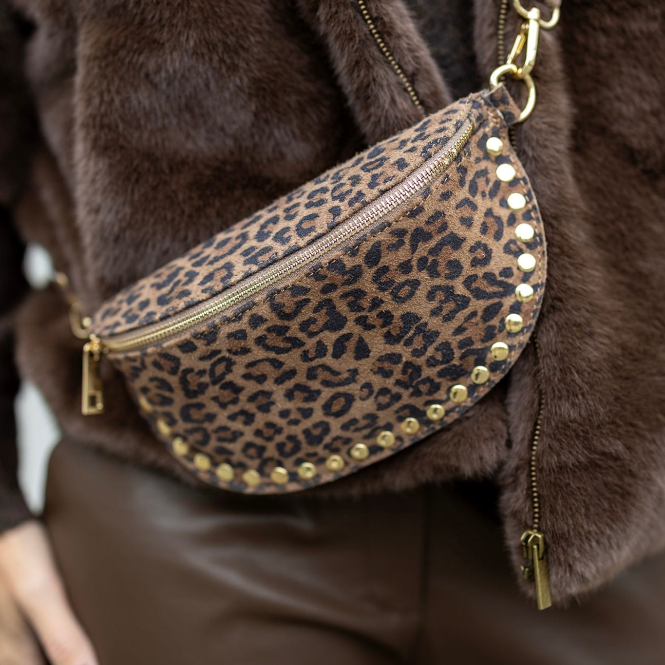 Tas Debby Suède Studs Leopard