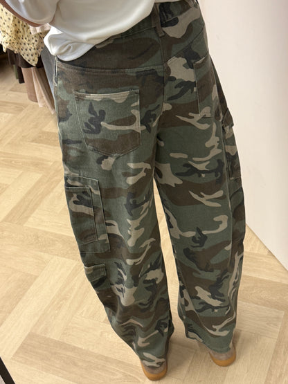 Jeans Mochi Armyprint Groen