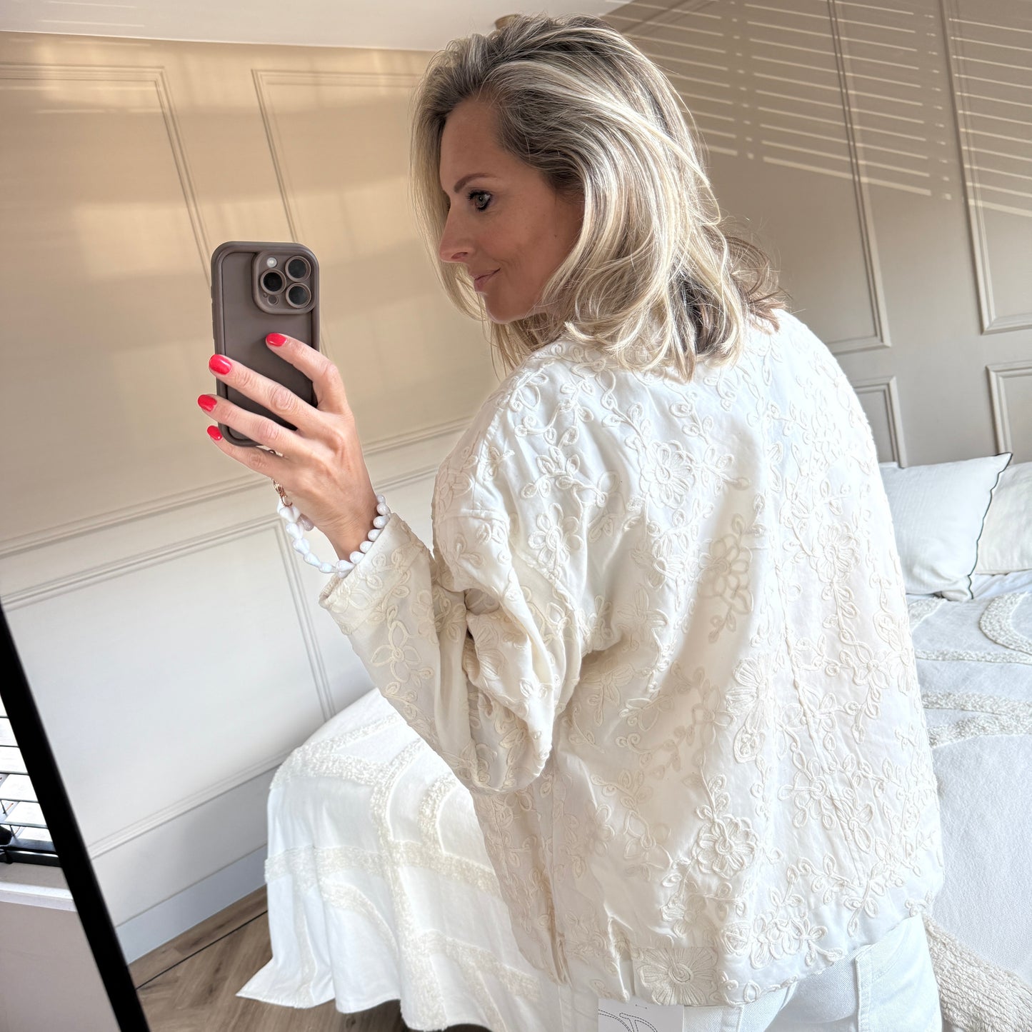 Bomber Alexia Embroided Crème