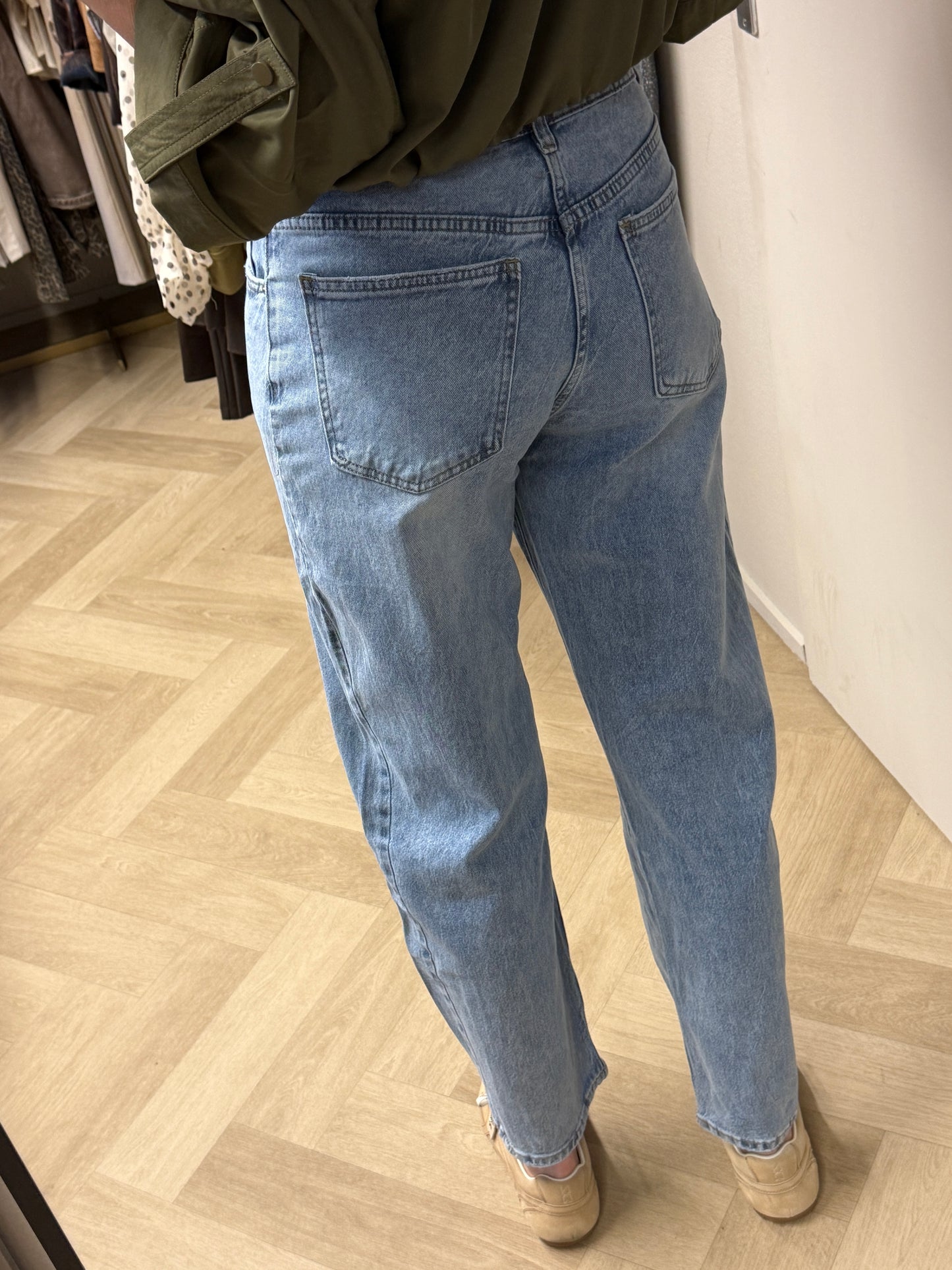 Jeans Bridget Barrel Blauw