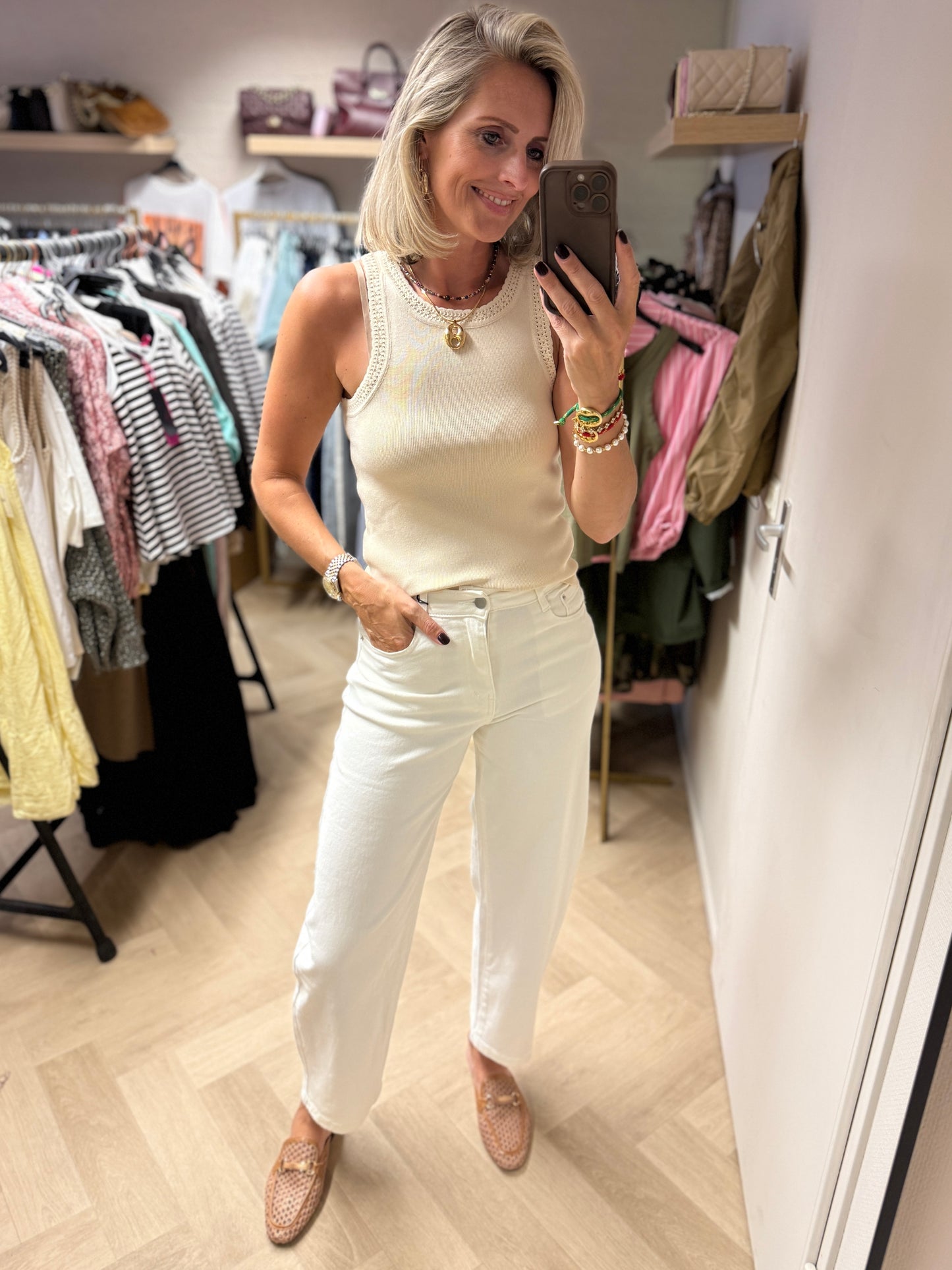 Top Daisy Round Neck Beige