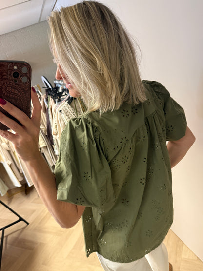 Blouse Gina Broderie Armygroen