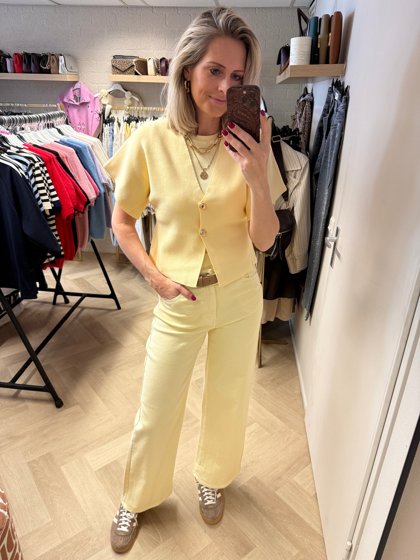 Vest Claire Zachtgeel