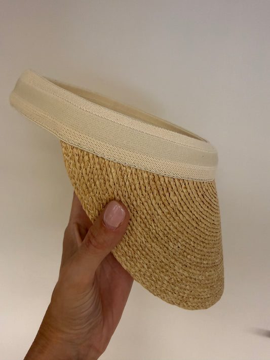 Zonneklep Raffia