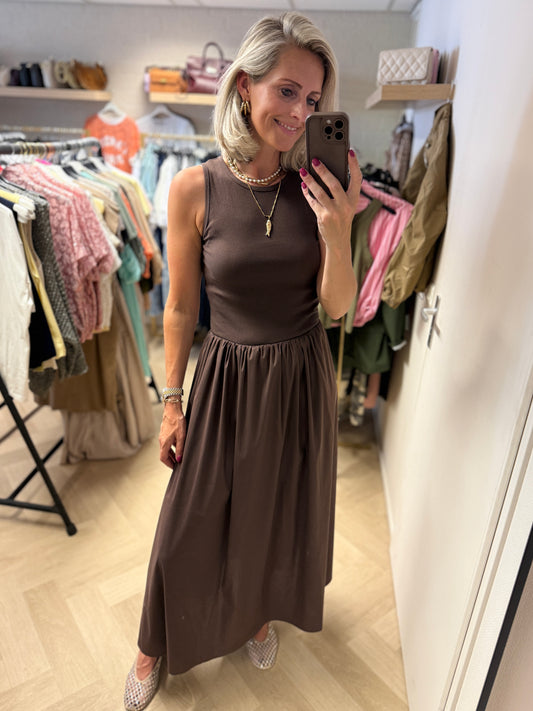 Jurk Soumia Rib Katoen Choco