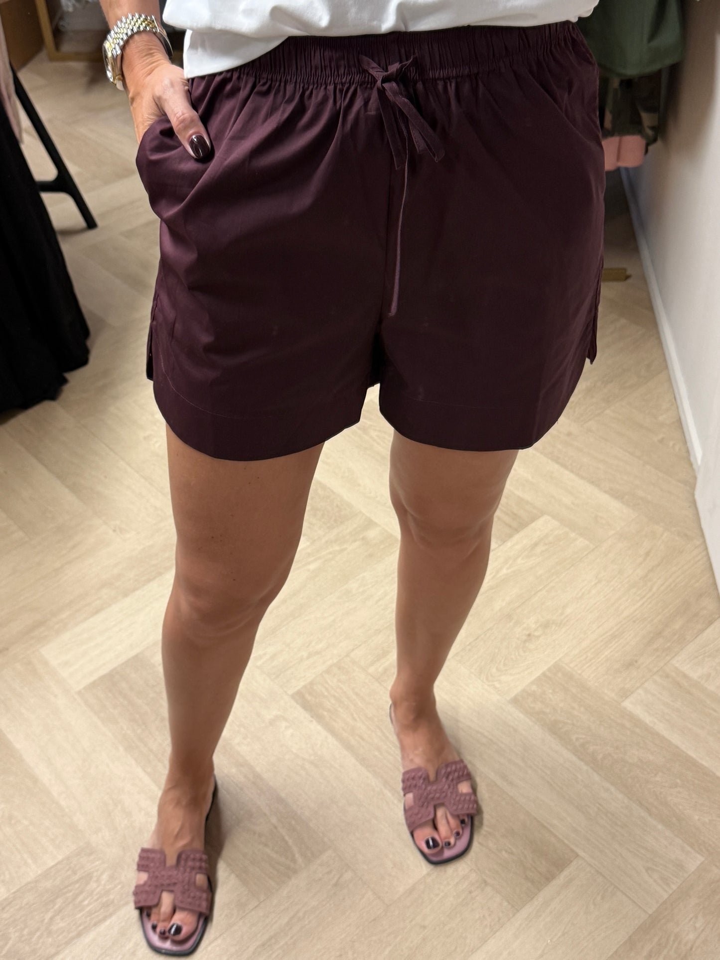 Short Denny Plum