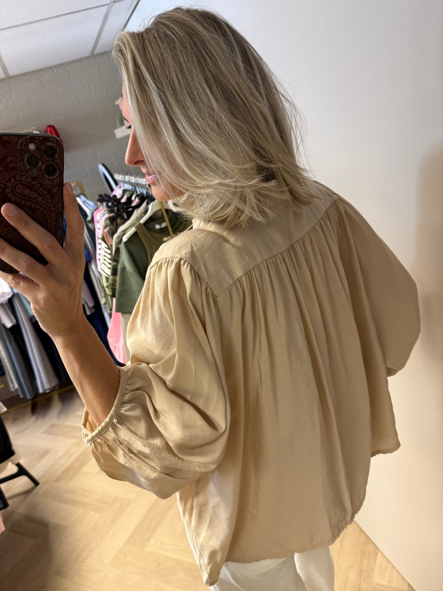 Blouse Ella Pofmouwen Beige