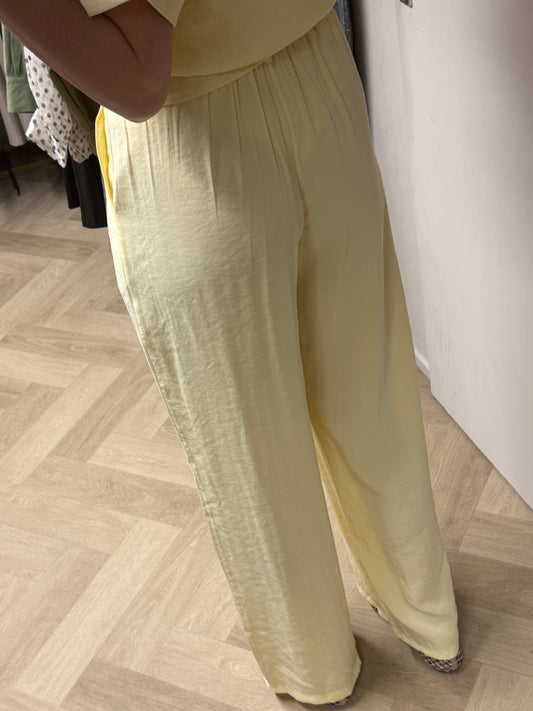 Pantalon Ginny Zachtgeel