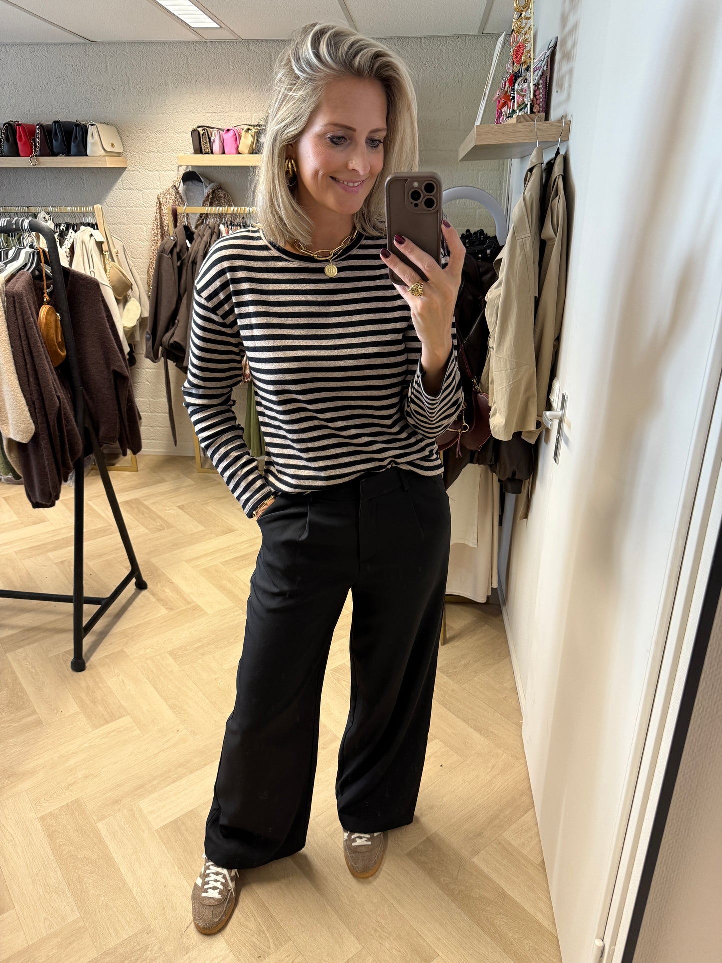 Shirt Emma Lange Mouw Taupe Zwart