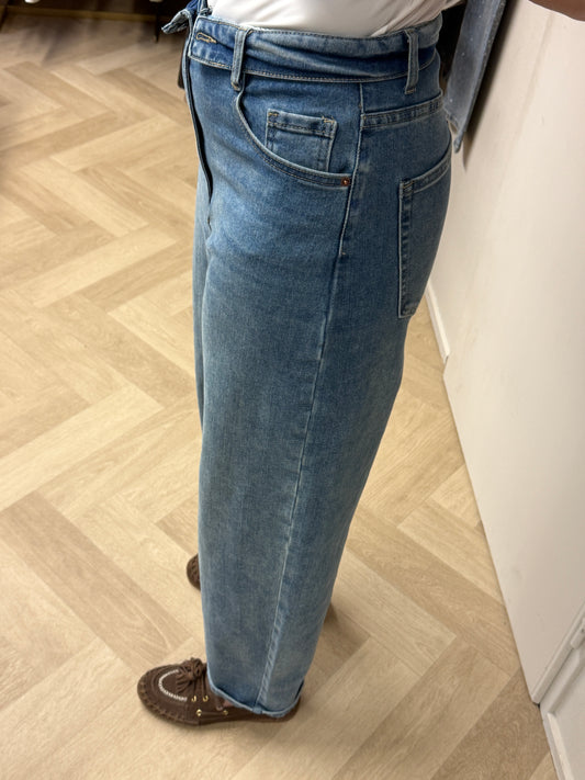 Jeans Yvette Omslag Barrel Fit Medium Blue