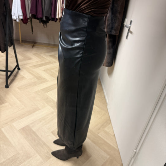 Rok Mara Pu Leer Zwart