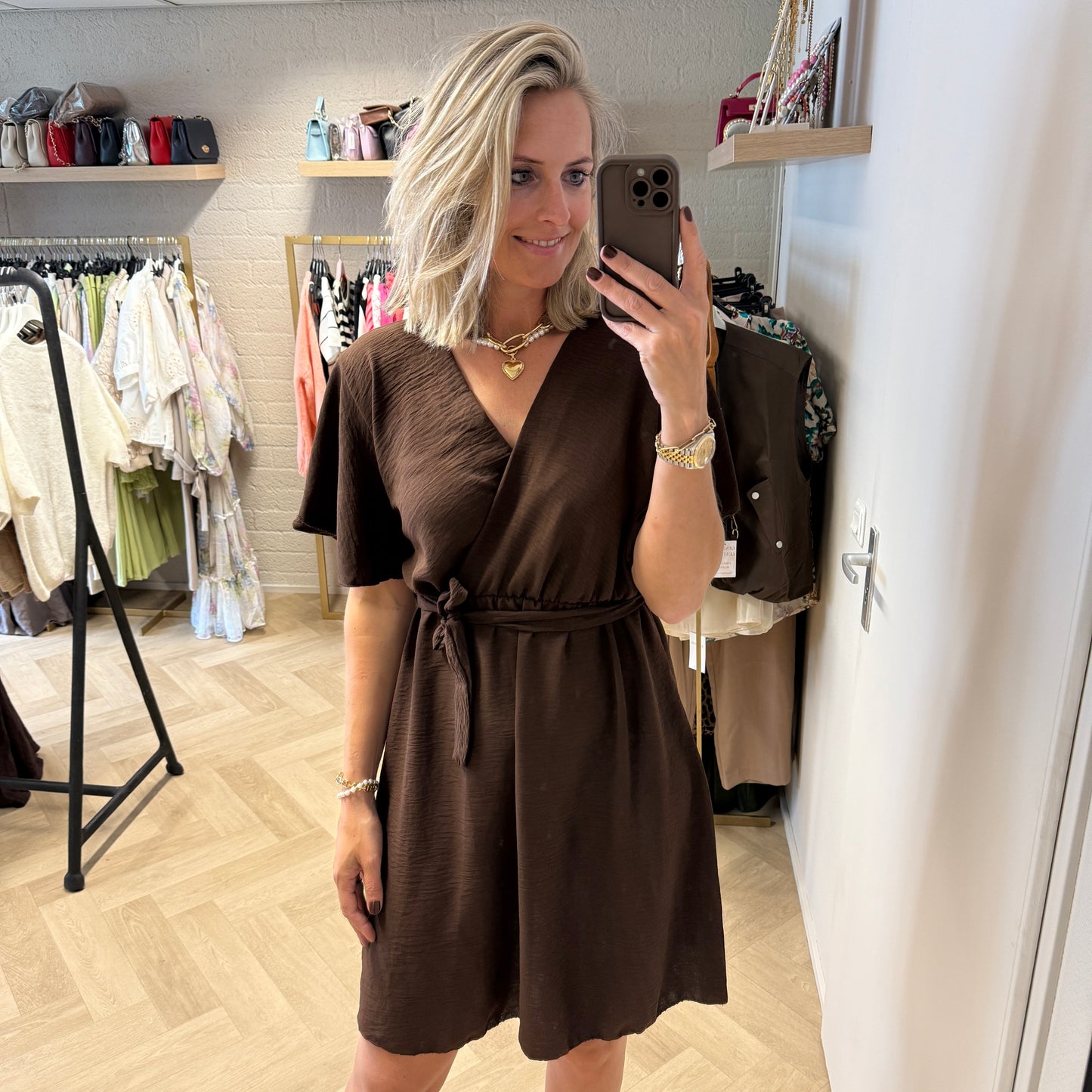 Jurk Kort Simone Bruin