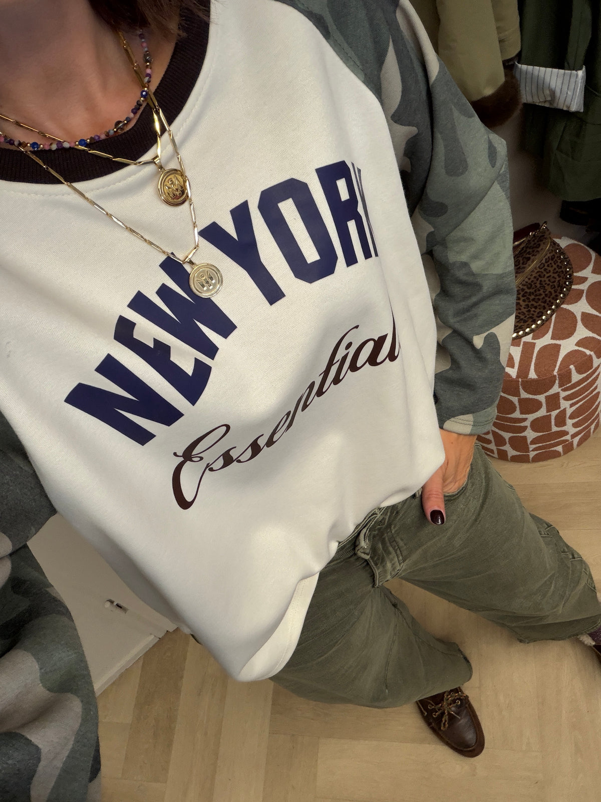 Longsleeve  Raglan Army NY Essentials Bruin