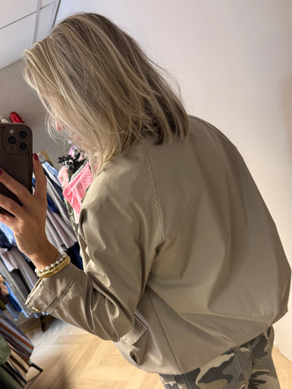 Jack Norah Round Neck Beige