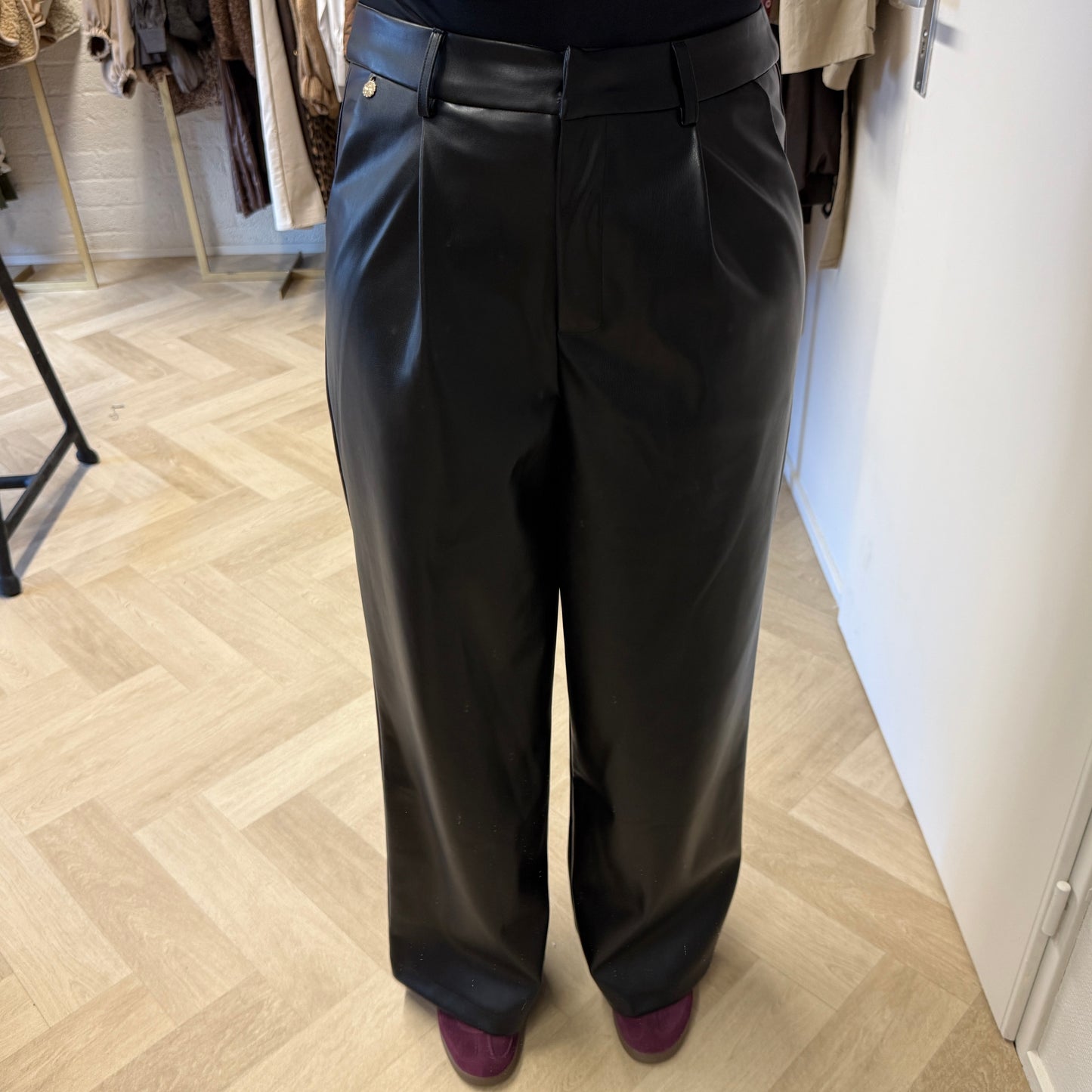 Pantalon Farah Pu Leather Zwart