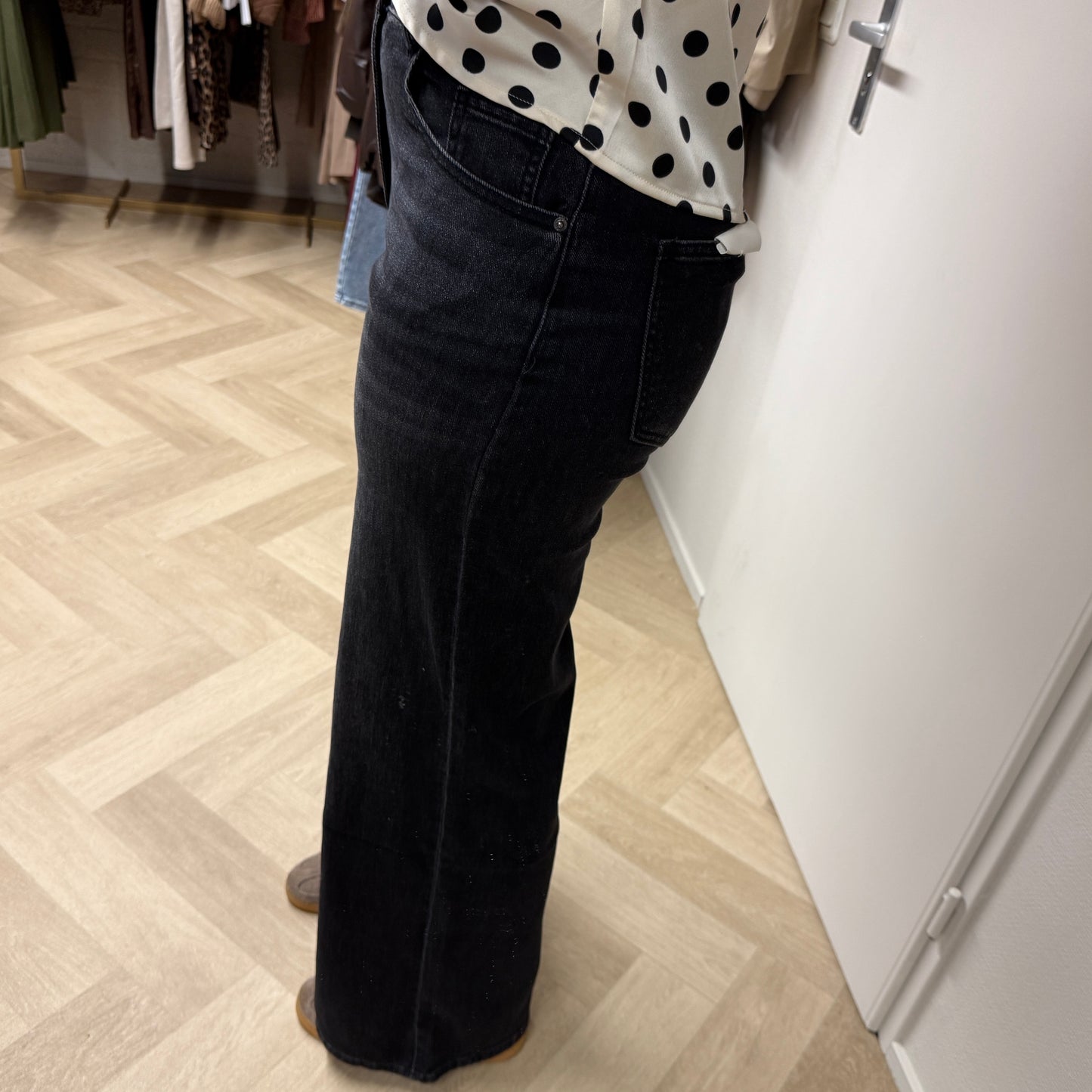 Jeans Missy Wide Legg Black Vintage