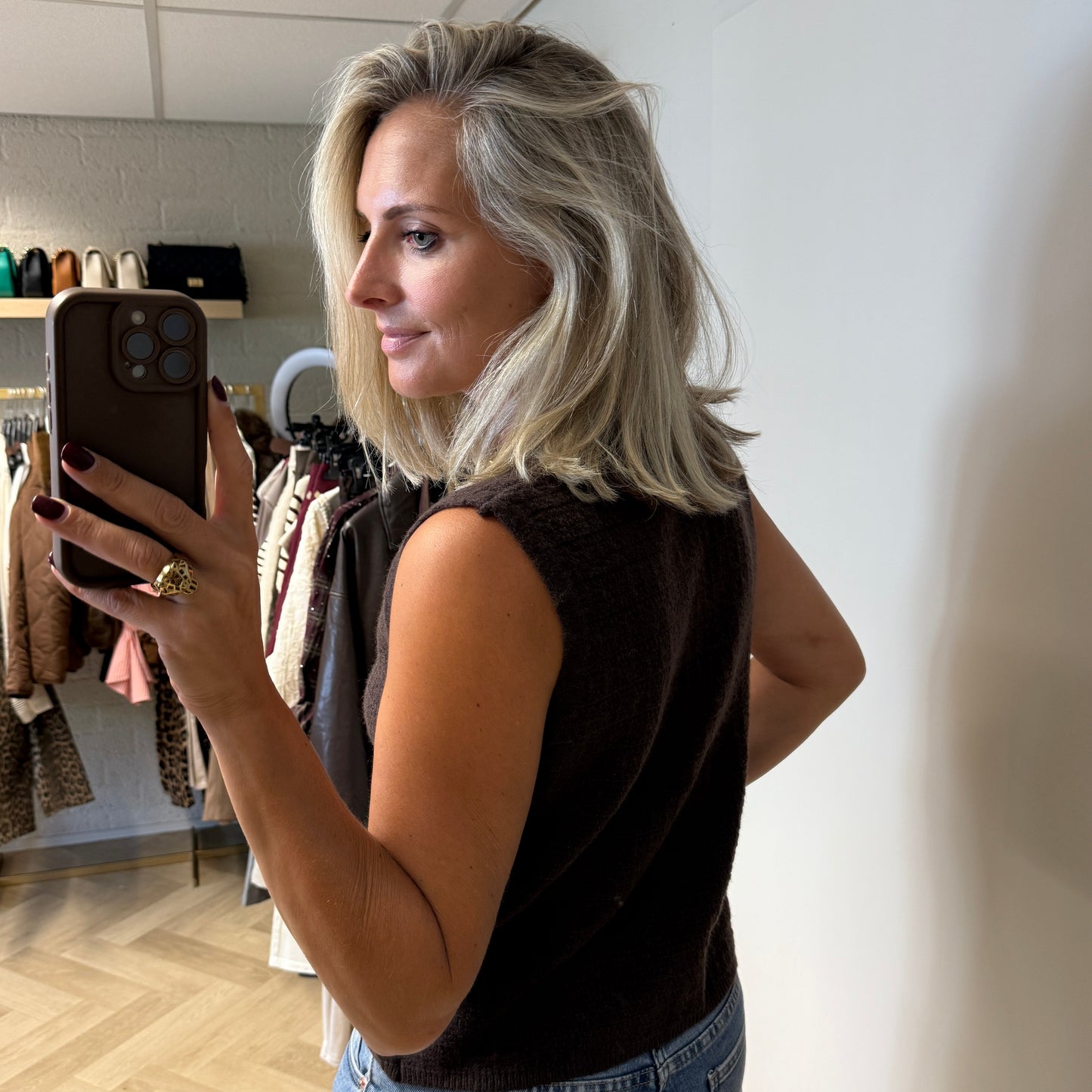 Vest Charlie V-hals Donkerbruin