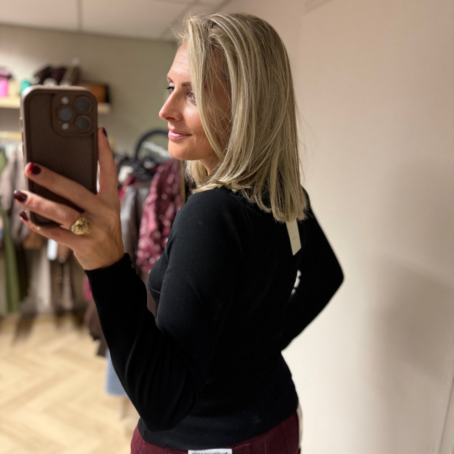 Trui Kim Zwart