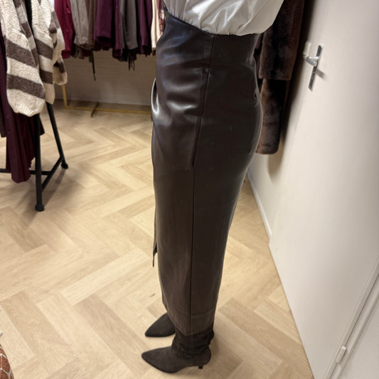 Rok Mara Pu Leer Bruin