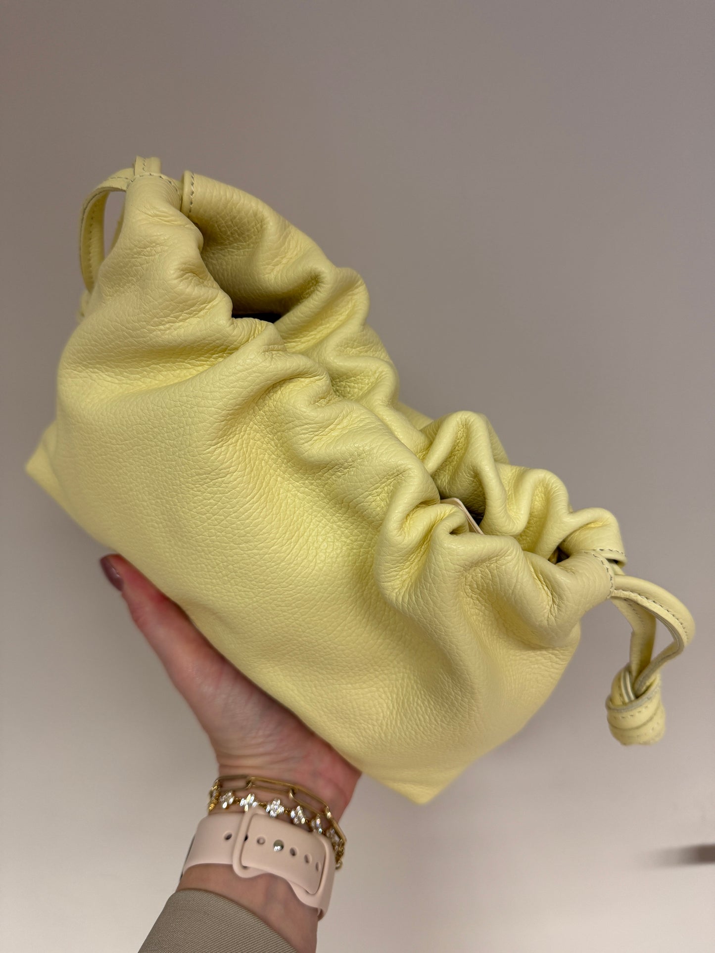 Tas Arela Pouch Butteryellow
