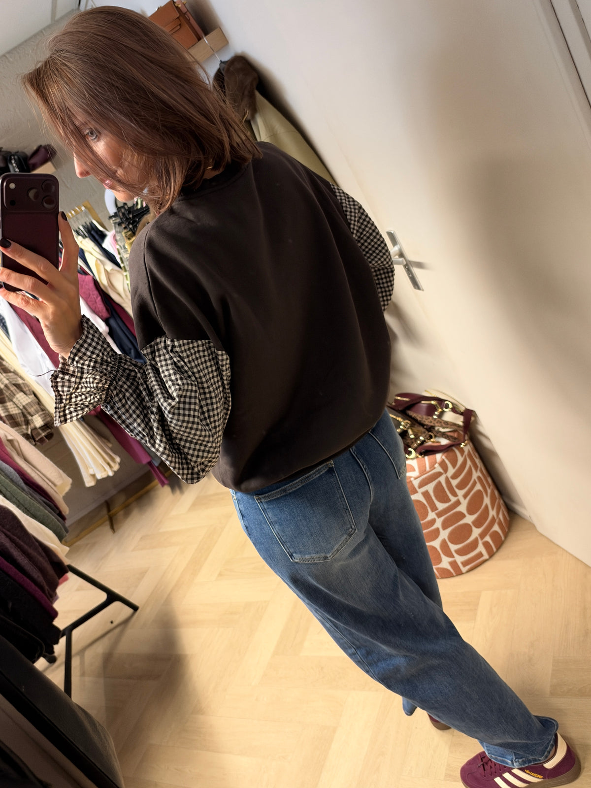 Sweater Ruitjes Mouwen Bruin