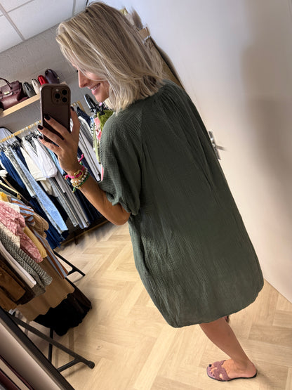 Jurk Mousseline V-hals Armygroen