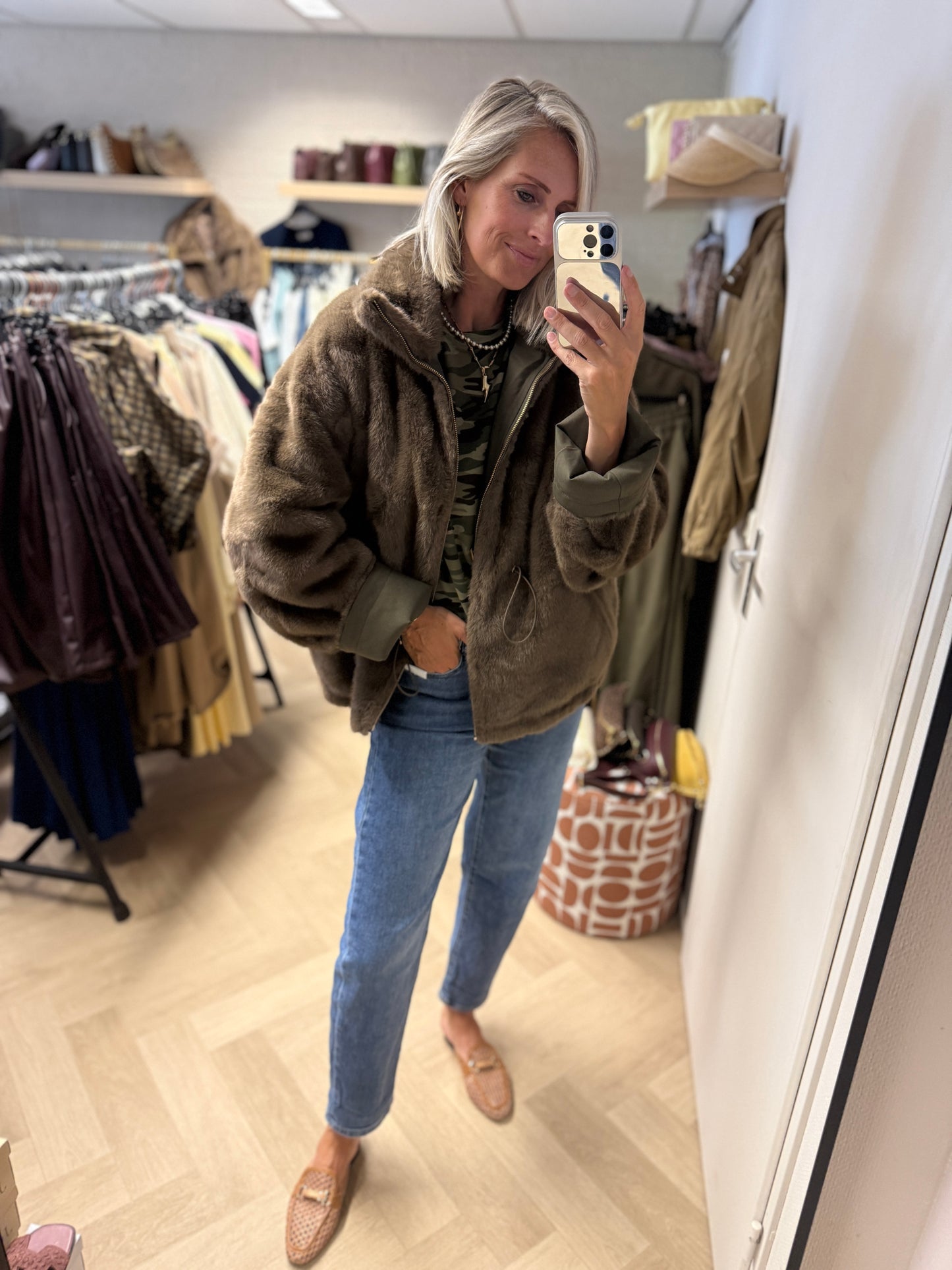 Jack Khourtney Khaki