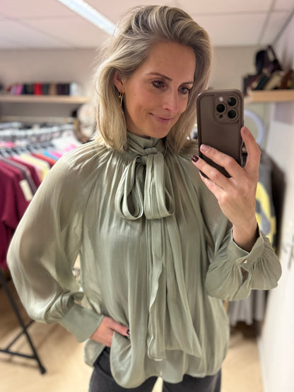 Blouse Florence Glans Saliegroen