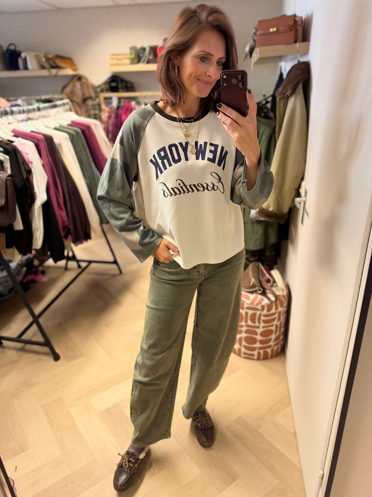 Longsleeve  Raglan Army NY Essentials Bruin