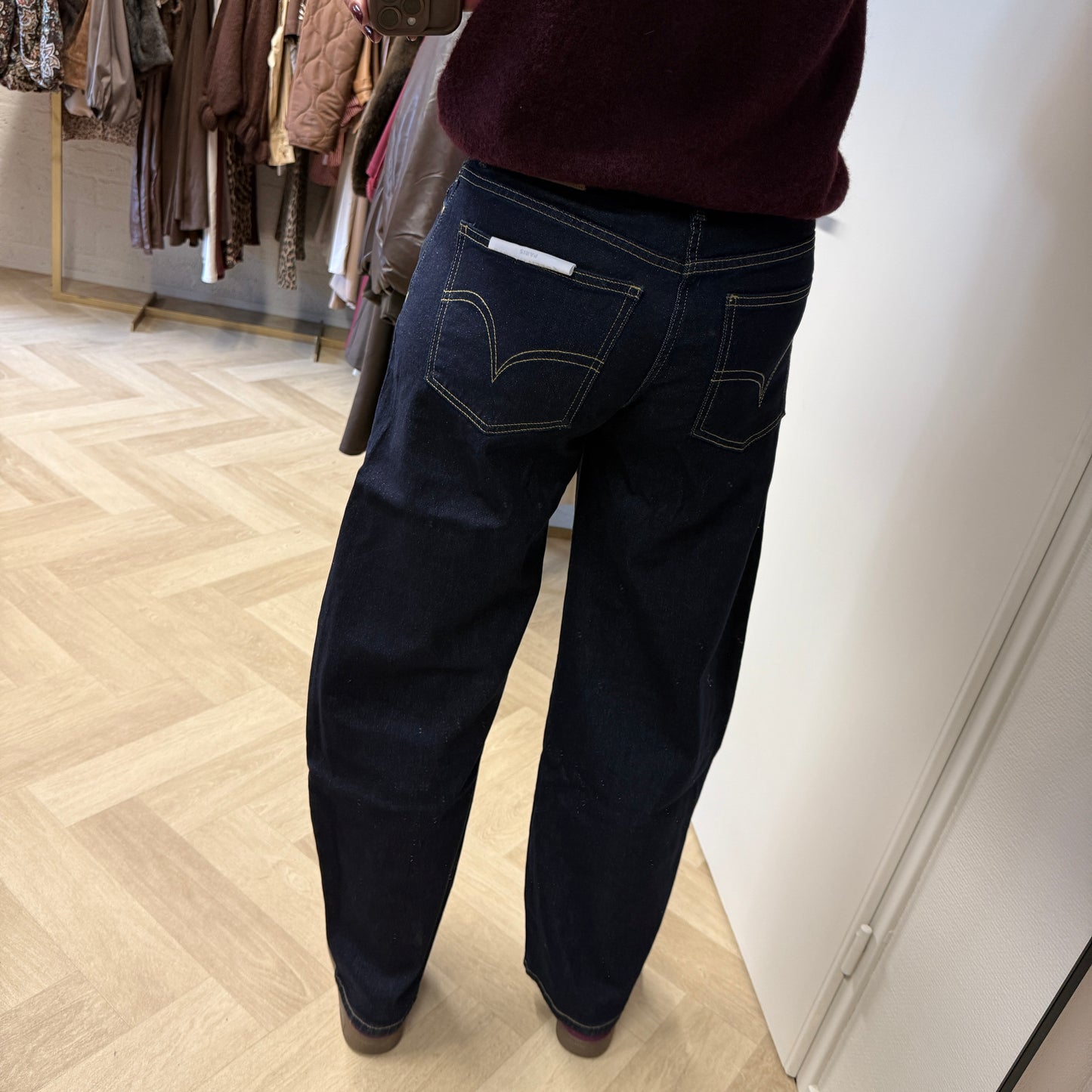Jeans QH Barrel Fit Raw Denim