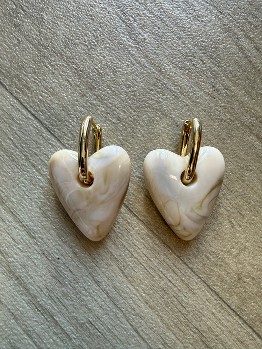 Oorbellen Heart Beige